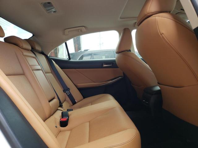 Фото 6 с аукциона – 2018 LEXUS IS 300 с VIN JTHBA1D21J5068026