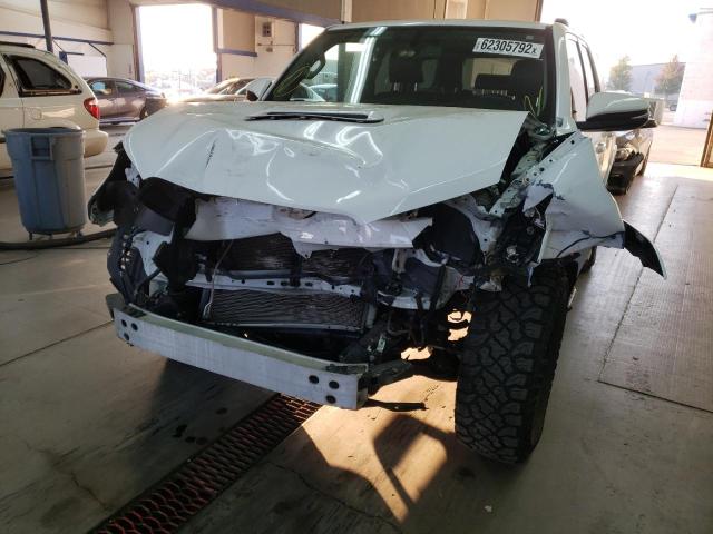 Photo 9 from auction – 2016 TOYOTA 4RUNNER SR with VIN JTEBU5JR6G5344920
