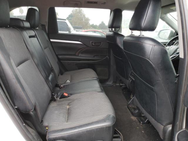Photo 6 from auction – 2019 TOYOTA HIGHLANDER with VIN 5TDBZRFH2KS717449