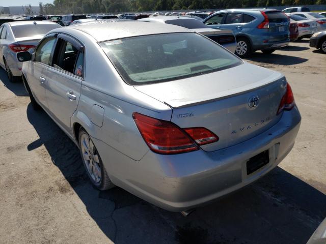 Photo 3 from auction – 2005 TOYOTA AVALON XL with VIN 4T1BK36B95U048413