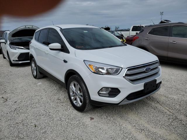 FORD ESCAPE SE 2019 with VIN 1FMCU9GDXKUA86200 - Photo from auction