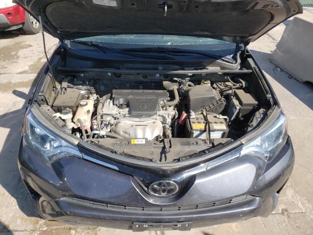 Photo 7 from auction – 2018 TOYOTA RAV4 LE with VIN JTMBFREV2JJ726552