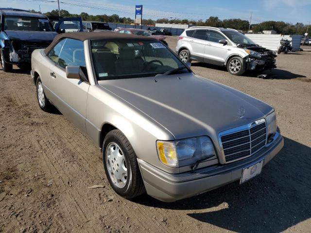MERCEDES-BENZ E 320 1995 with VIN WDBEA66E0SC282990 - Photo from auction