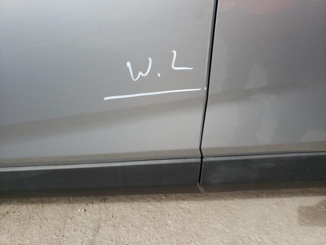 Photo 9 from auction – 2021 TOYOTA RAV4 XLE with VIN 2T3P1RFV7MW216075