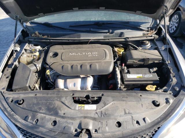 Photo 7 from auction – 2015 CHRYSLER 200 LIMITE with VIN 1C3CCCAB4FN525990