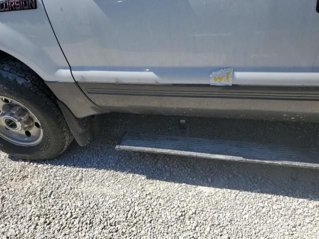 Photo 9 from auction – 2004 FORD EXCURSION with VIN 1FMNU41S84EB83573
