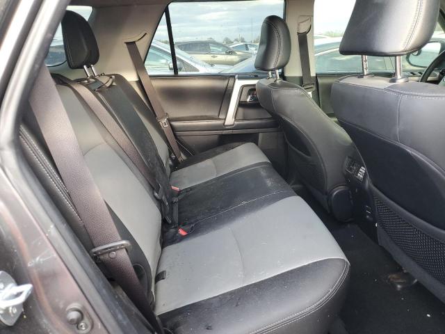 Photo 6 from auction – 2019 TOYOTA 4RUNNER SR with VIN JTEBU5JR5K5649673