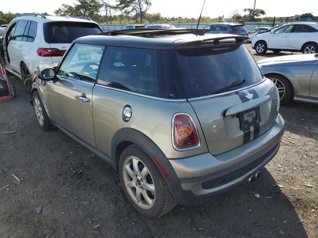 Photo 3 from auction – 2010 MINI COOPER S with VIN WMWMF7C53ATX44009