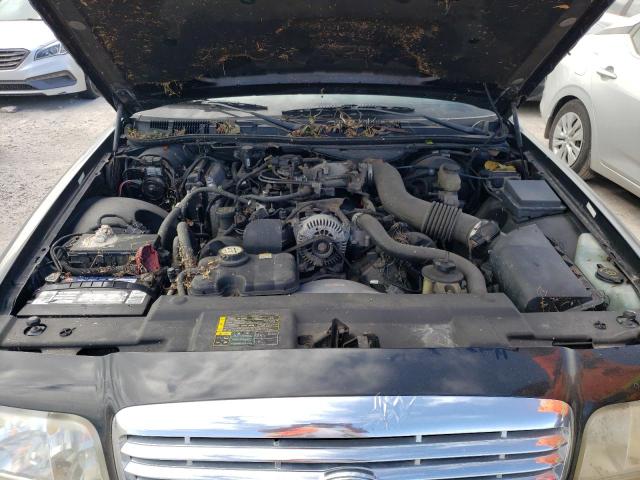 Photo 7 from auction – 2003 FORD CROWN VICT with VIN 2FAHP74W13X163404