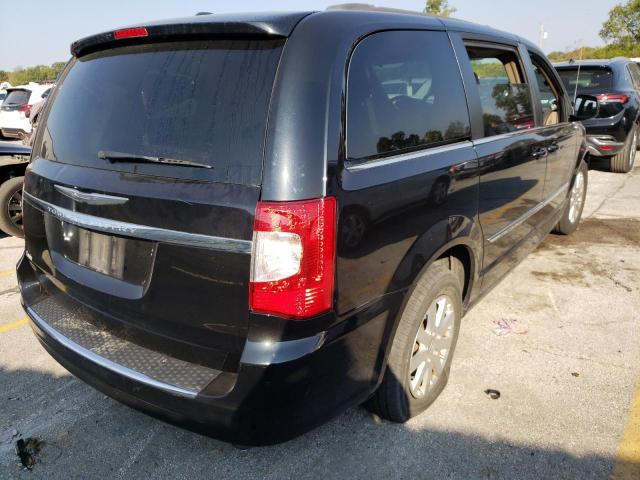 Photo 4 from auction – 2016 CHRYSLER TOWN & COU with VIN 2C4RC1BG3GR290832