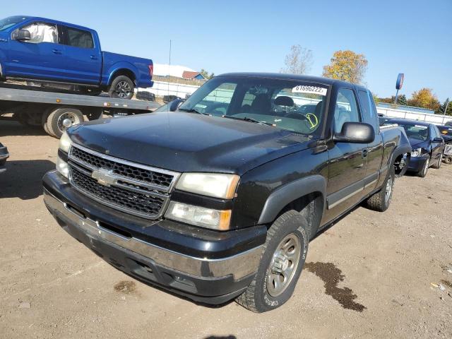 Photo 2 from auction – 2003 CHEVROLET SILVERADO with VIN 2GCEC19XX31192197