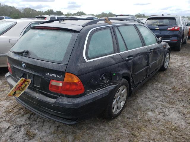 Photo 4 from auction – 2004 BMW 325 XIT with VIN WBAEP33424PF04421