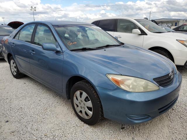 TOYOTA CAMRY LE 2004 with VIN 4T1BE32K04U886566 - Photo from auction