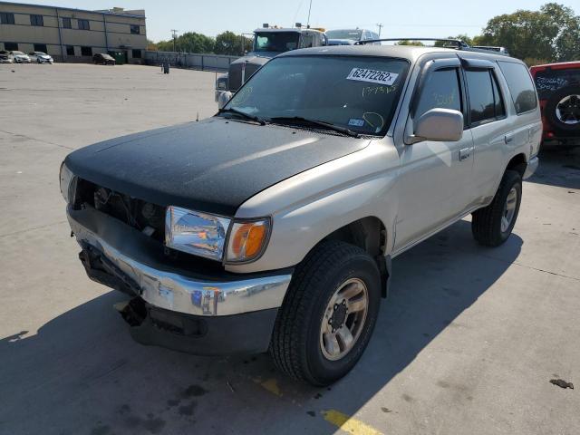 Photo 2 from auction – 2000 TOYOTA 4RUNNER SR with VIN JT3GN86R4Y0137365