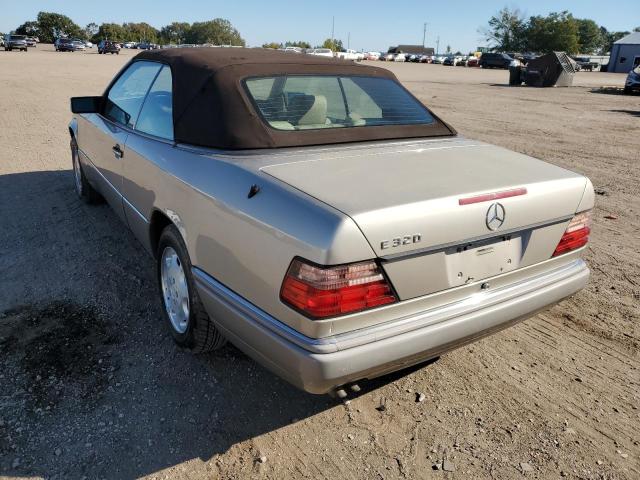 Photo 3 from auction – 1995 MERCEDES-BENZ E 320 with VIN WDBEA66E0SC282990