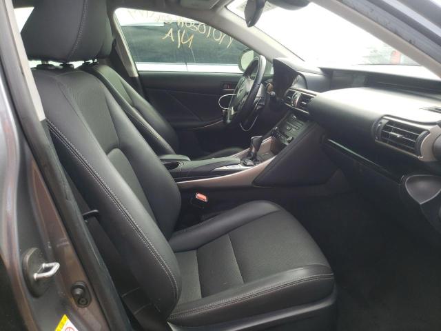 Photo 5 from auction – 2017 LEXUS IS 200T with VIN JTHBA1D26H5052771