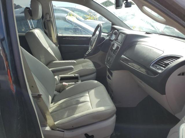 Photo 5 from auction – 2015 CHRYSLER TOWN & COU with VIN 2C4RC1CG0FR726968