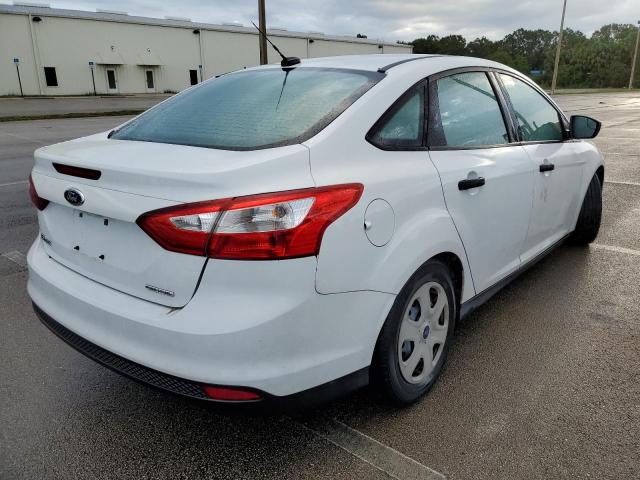 Photo 4 from auction – 2014 FORD FOCUS S with VIN 1FADP3E29EL295765
