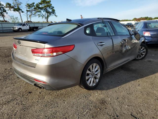 Photo 4 from auction – 2016 KIA OPTIMA EX with VIN 5XXGU4L30GG058716