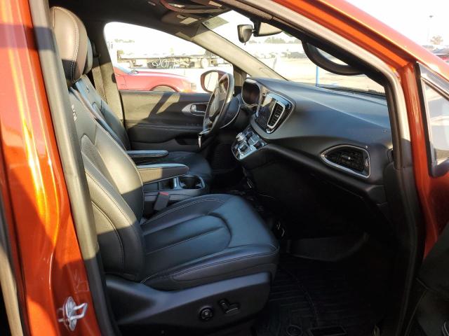 Photo 5 from auction – 2018 CHRYSLER PACIFICA T with VIN 2C4RC1BG9JR157161