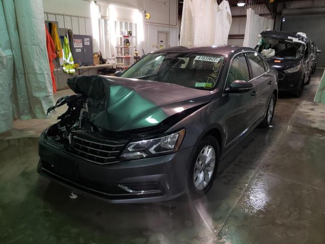 Photo 2 from auction – 2017 VOLKSWAGEN PASSAT S with VIN 1VWAT7A31HC018317