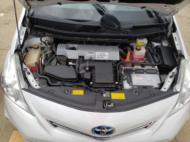 Photo 7 from auction – 2012 TOYOTA PRIUS V with VIN JTDZN3EUXC3027456