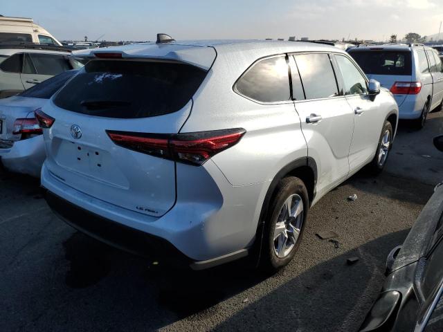 Photo 4 from auction – 2022 TOYOTA HIGHLANDER with VIN 5TDBZRBH4NS567354
