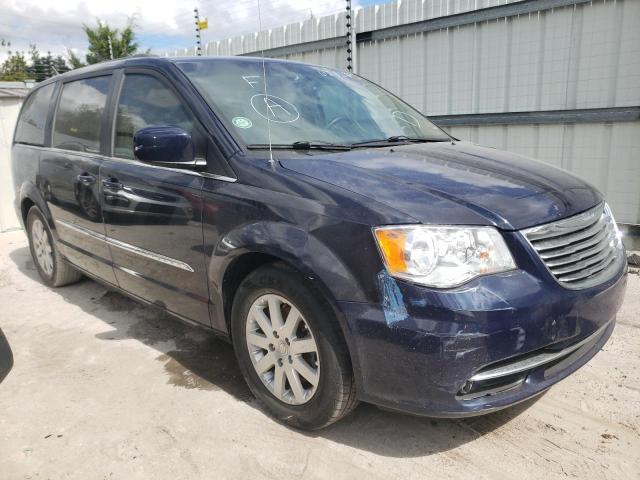 CHRYSLER TOWN & COU 2015 with VIN 2C4RC1BG7FR583051 - Photo from auction