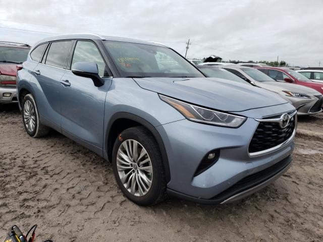 TOYOTA HIGHLANDER 2022 with VIN 5TDFZRAH5NS107414 - Photo from auction