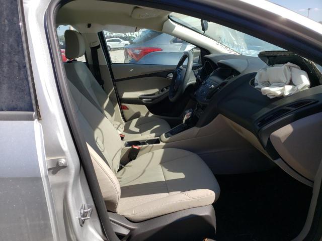 Foto 5 de la subasta – 2018 FORD FOCUS SE con VIN 1FADP3FE7JL234692