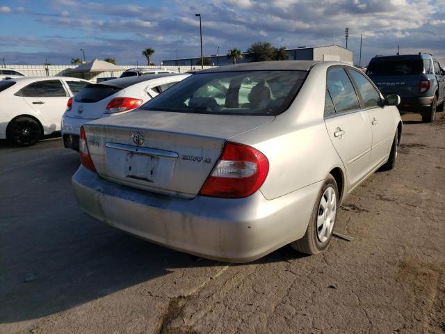 Photo 4 from auction – 2002 TOYOTA CAMRY LE with VIN 4T1BE32KX2U070395