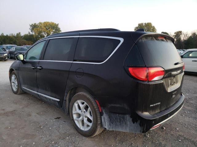 Photo 3 from auction – 2017 CHRYSLER PACIFICA T with VIN 2C4RC1BG7HR570576
