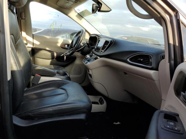 Photo 5 from auction – 2017 CHRYSLER PACIFICA T with VIN 2C4RC1BGXHR524756