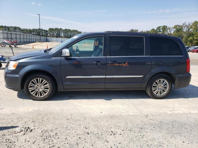 Photo 9 from auction – 2013 CHRYSLER TOWN & COU with VIN 2C4RC1CG2DR819410