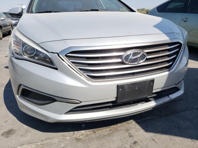 Photo 9 from auction – 2017 HYUNDAI SONATA SE with VIN 5NPE24AF4HH461968