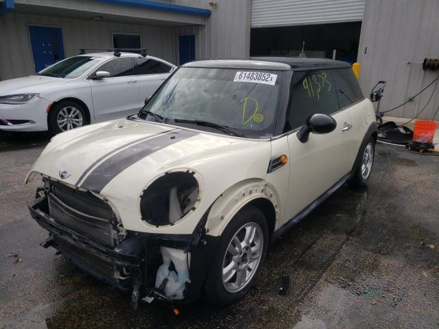 Photo 2 from auction – 2013 MINI COOPER with VIN WMWSU3C53DT686705