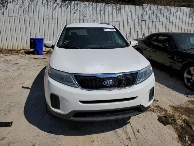 Photo 9 from auction – 2015 KIA SORENTO LX with VIN 5XYKT4A71FG598993
