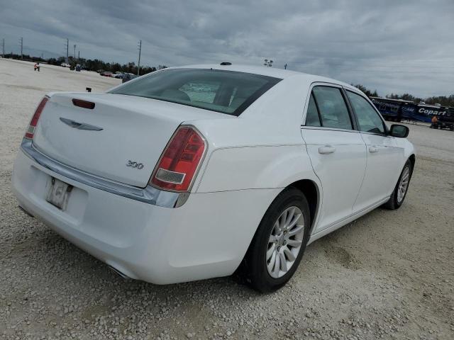 Photo 4 from auction – 2013 CHRYSLER 300 with VIN 2C3CCAAG8DH596213