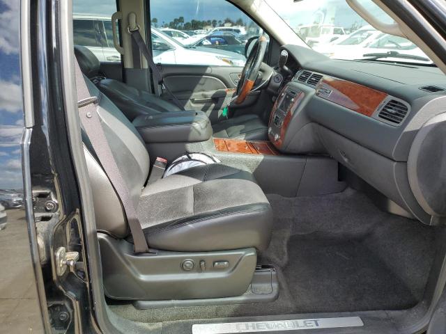 Photo 5 from auction – 2011 CHEVROLET AVALANCHE with VIN 3GNMCGE04BG315691