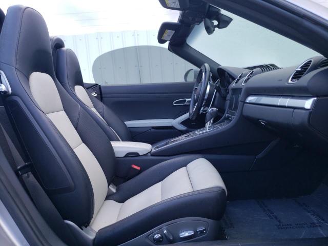 Photo 5 from auction – 2019 PORSCHE BOXSTER BA with VIN WP0CA2A89KS210534