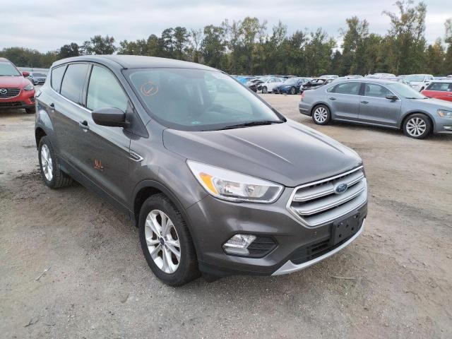 FORD ESCAPE SE 2017 with VIN 1FMCU0GD7HUD03853 - Photo from auction