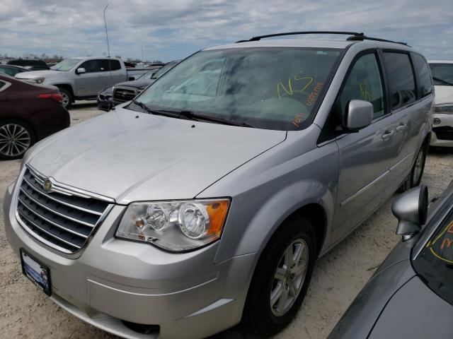 Photo 2 from auction – 2010 CHRYSLER TOWN & COU with VIN 2A4RR5D1XAR116966