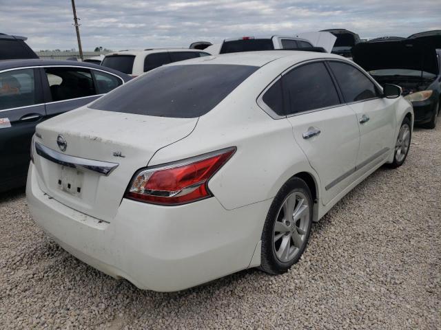 Photo 4 from auction – 2015 NISSAN ALTIMA 2.5 with VIN 1N4AL3AP0FN351419