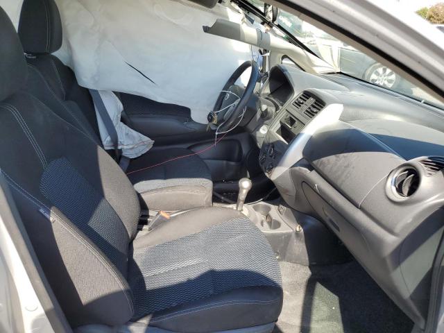 Photo 5 from auction – 2019 NISSAN VERSA NOTE with VIN 3N1CE2CP2KL355876