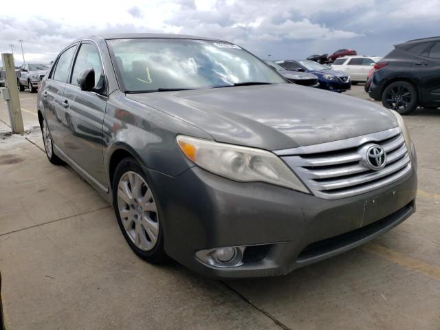 TOYOTA AVALON BAS 2011 مع رقم تعريف المركبة 4T1BK3DB8BU395102 - صورة من المزاد