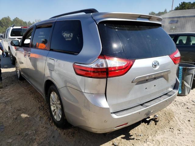 Photo 3 from auction – 2015 TOYOTA SIENNA XLE with VIN 5TDYK3DC8FS686832