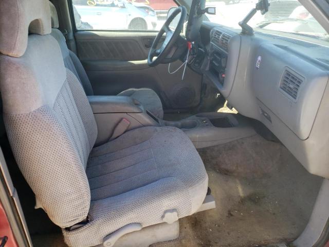 Photo 5 from auction – 1996 CHEVROLET BLAZER with VIN 1GNCT18W5TK143495