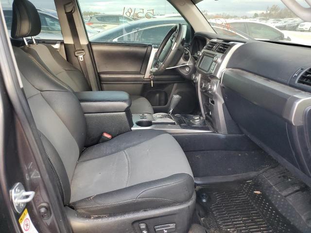 Photo 5 from auction – 2019 TOYOTA 4RUNNER SR with VIN JTEBU5JR5K5649673