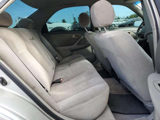 Photo 6 from auction – 2000 TOYOTA CAMRY CE with VIN 4T1BG22K9YU003655