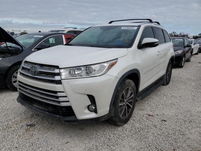 Photo 2 from auction – 2019 TOYOTA HIGHLANDER with VIN 5TDKZRFH9KS348850